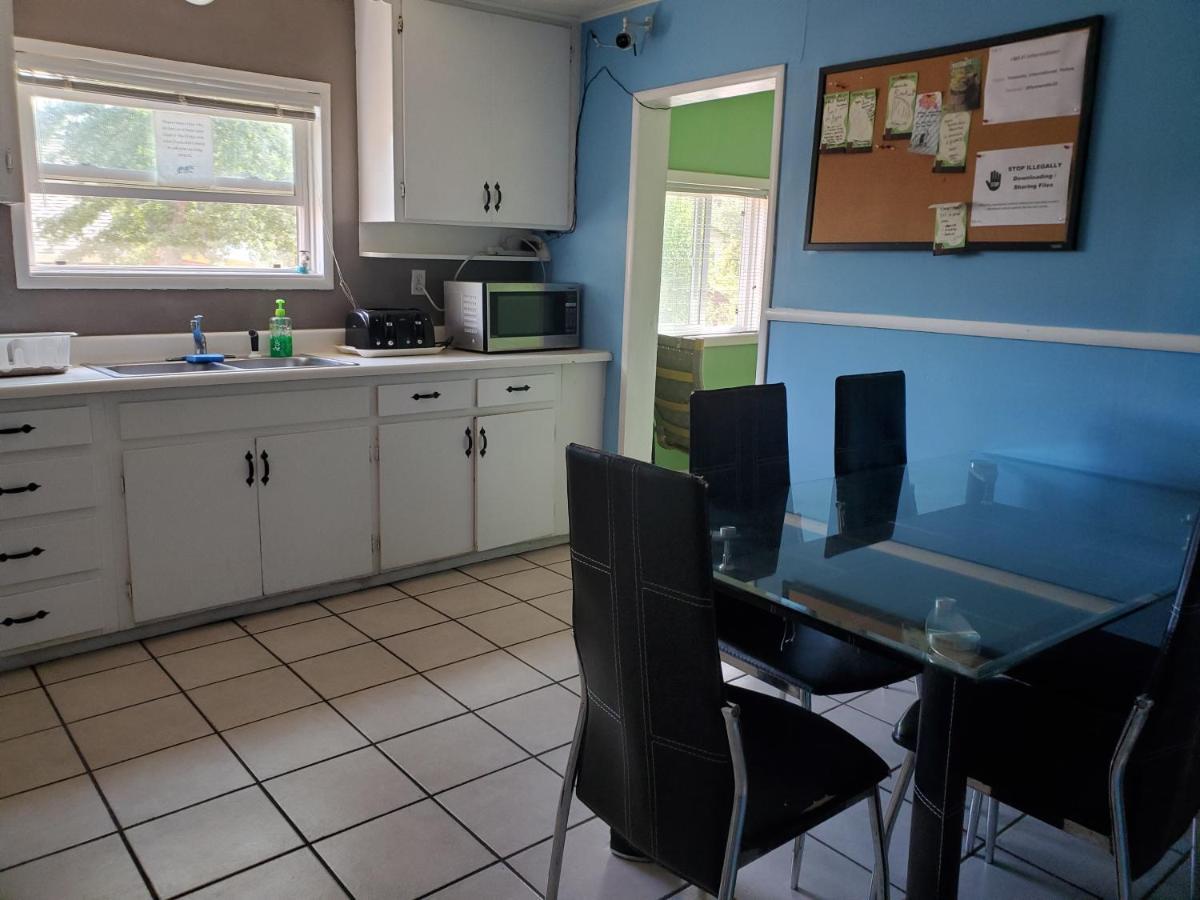 Yosemite International Hostel Groveland Esterno foto