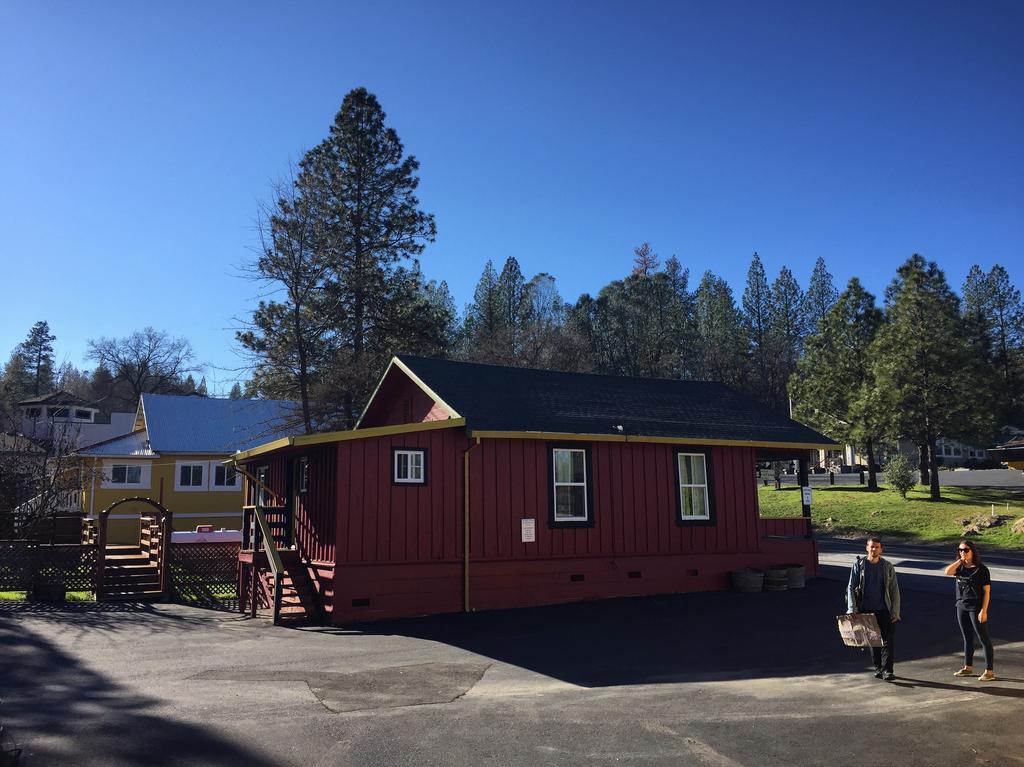 Yosemite International Hostel Groveland Esterno foto